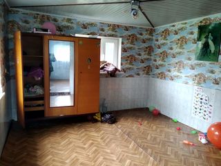 Vind casa (74m2 pe 10 sote de pamint), r-nul Sîngerei, s.Singereii Noi. foto 10