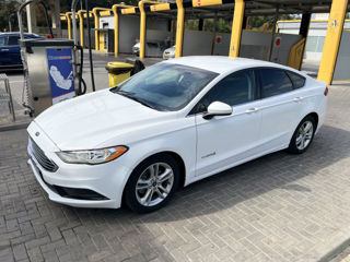 Ford Fusion foto 3