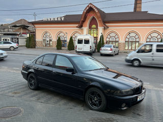 BMW 5 Series foto 7