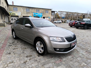 Skoda Octavia foto 3