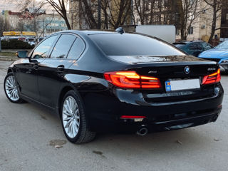 BMW 5 Series foto 4