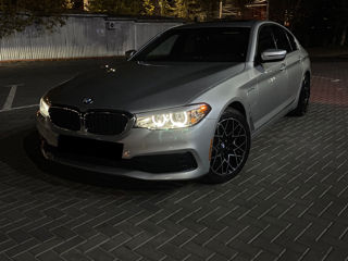 BMW 5 Series foto 4