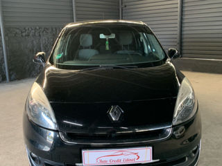 Renault Grand Scenic foto 3