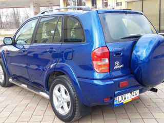 Toyota Rav 4 foto 5