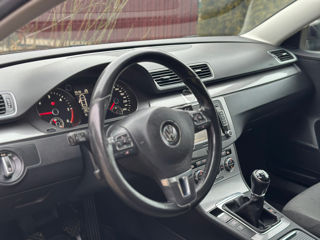 Volkswagen Passat foto 11