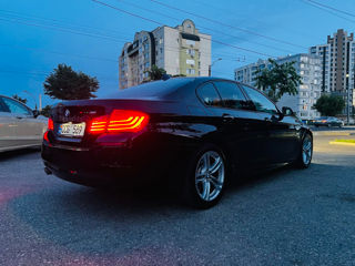 BMW 5 Series foto 5