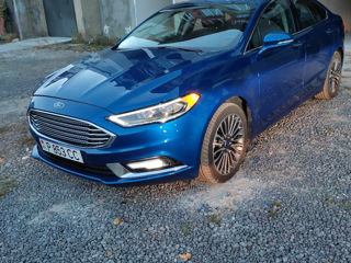 Ford Fusion foto 10