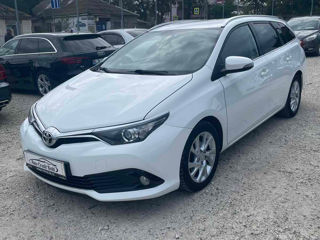 Toyota Auris foto 2