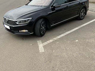 Volkswagen Passat foto 3