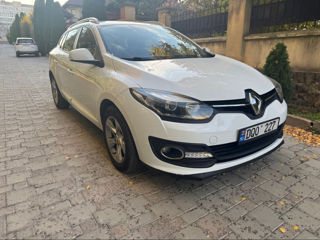 Renault Megane foto 2