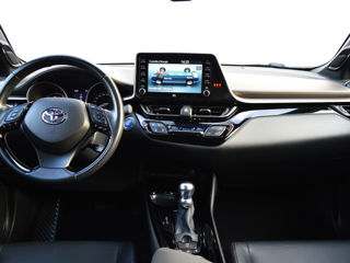 Toyota C-HR foto 8