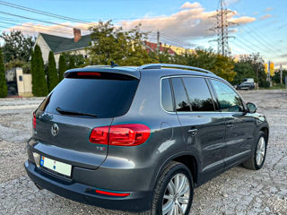 Volkswagen Tiguan foto 3