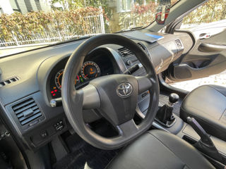 Toyota Corolla foto 8