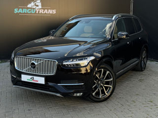 Volvo XC90 foto 1