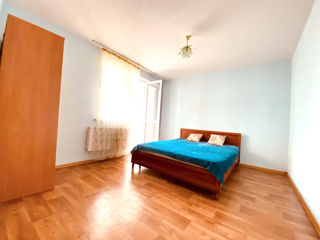 Apartament cu 2 camere, 73 m, Centru, Chișinău foto 6