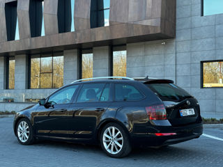 Skoda Octavia foto 2