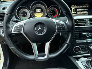 Mercedes C-Class foto 4