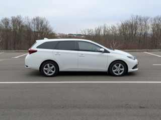 Toyota Auris foto 5