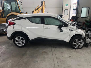 Piese Toyota CH-R 1.8 B Hibryd 2016-2018. 70000 km foto 3