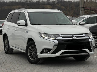 Mitsubishi Outlander foto 3