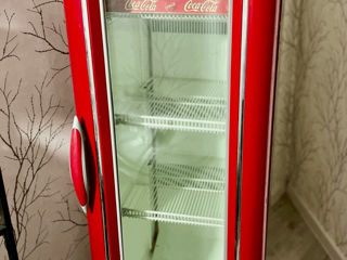 Холодильник Coca Cola
