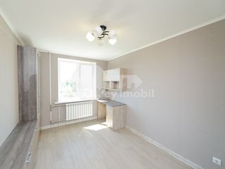 Apartament cu 2 camere, euroreparație, Râșcani, 320 € ! foto 8