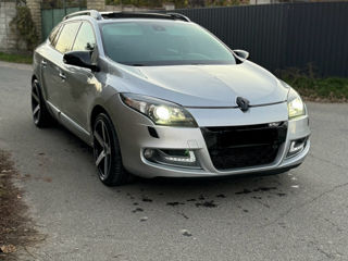 Renault Megane foto 2