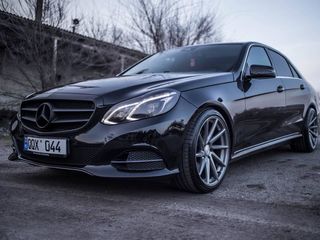 VIP Mercedes-Benz albe/negre (белые/черные) cu sofer/с водителем foto 5