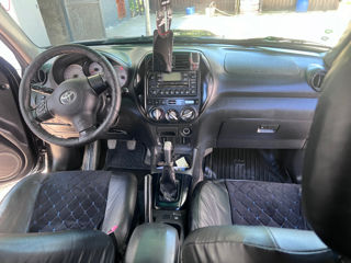 Toyota Rav 4 foto 9