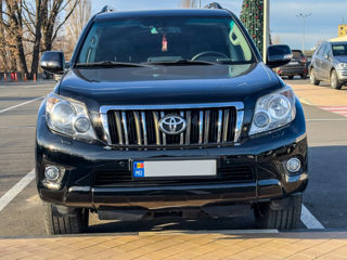 Toyota Land Cruiser Prado foto 2