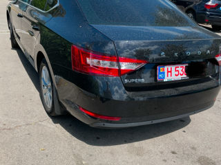 Skoda Superb foto 2