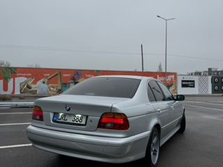 BMW 5 Series foto 5