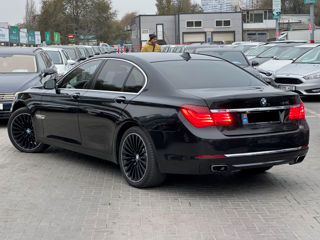 BMW 7 Series foto 5