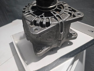 Alternator foto 2