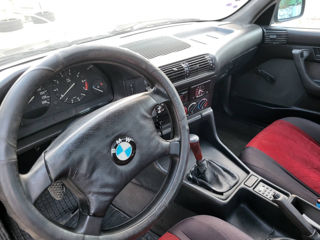 BMW 5 Series foto 10