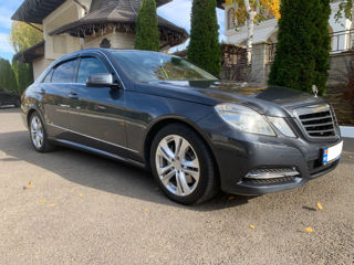 Mercedes E-Class foto 2