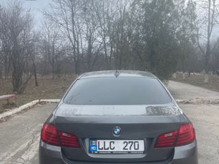 BMW 5 Series foto 2