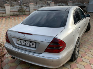 Mercedes E-Class foto 5