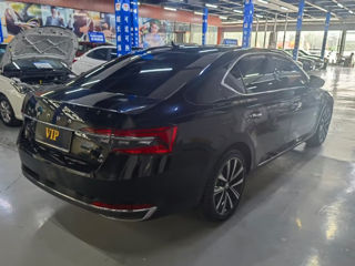 Skoda Superb foto 5