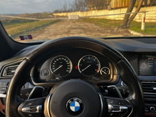 BMW 5 Series foto 10