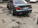 BMW 5 Series foto 5