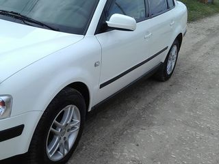 Volkswagen Passat foto 2