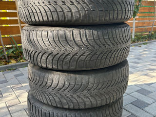 205 60 R16 Michelin de iarna