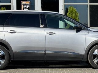 Peugeot 5008 foto 8