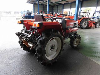 Se vinde tractor Kubota GL23 foto 5