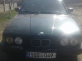 BMW 5 Series foto 1