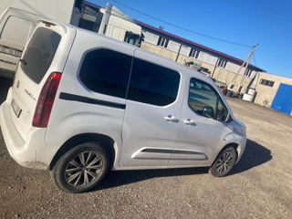 Toyota Proace City