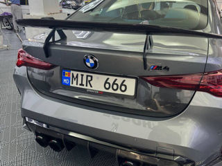 BMW M4 foto 4