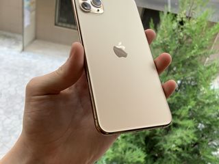iPhone 11 Pro Max,Gold,64GB stare perfecta. foto 1