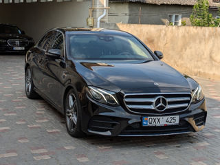 Mercedes E-Class foto 2